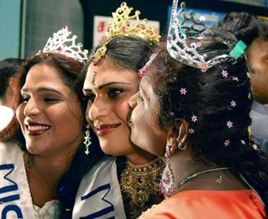 SALEM 13/04/2010: Motivational Event: Transgenders celebrated beauty pageant at their "Sangamam" meet in Salem Savitha (centre) from Kerala was adjudged on the "Miss India". Photo: P_Goutham