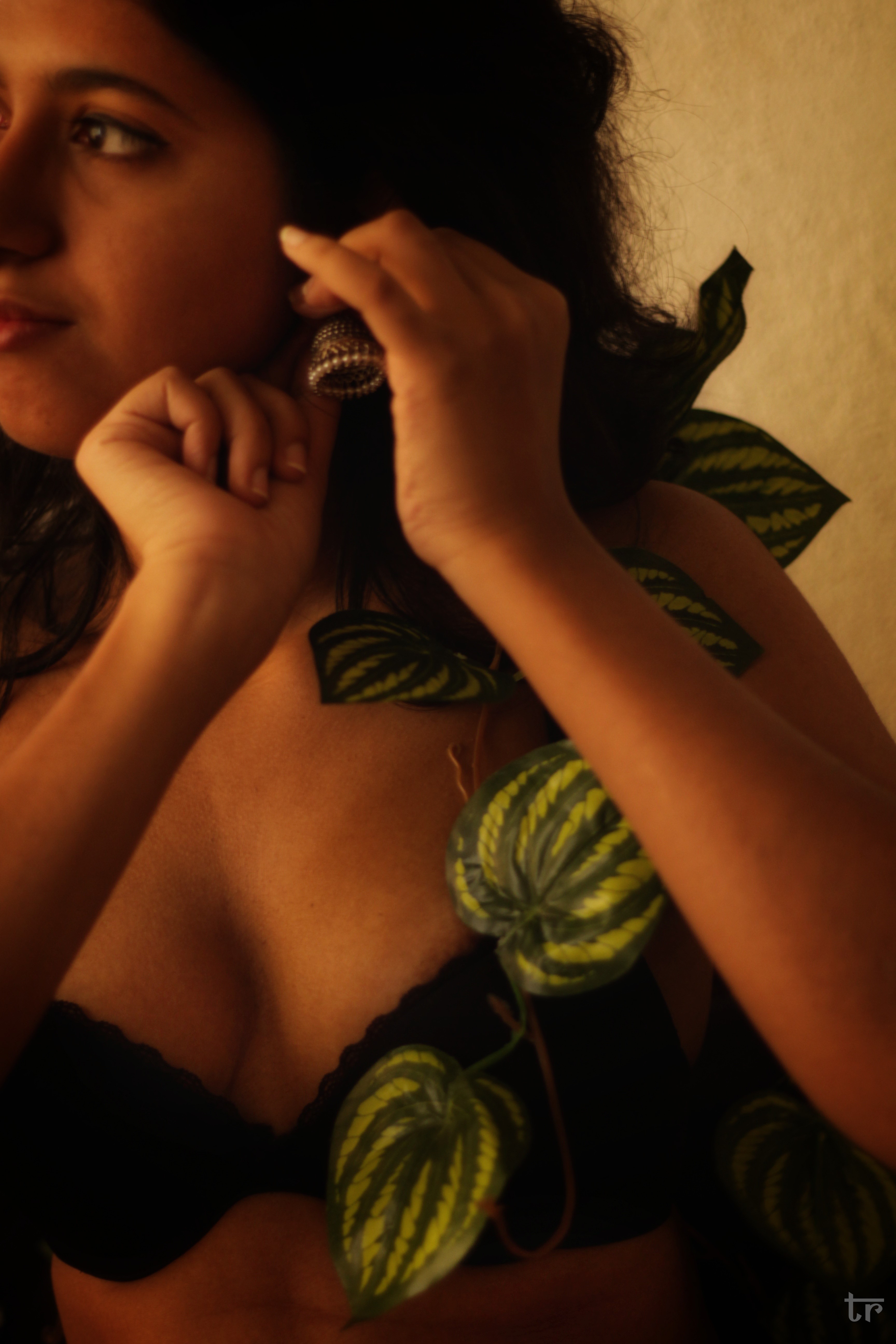 A Gorgeous Photo Essay Inspired From Rekhti Urdu Poet’s Ghazals