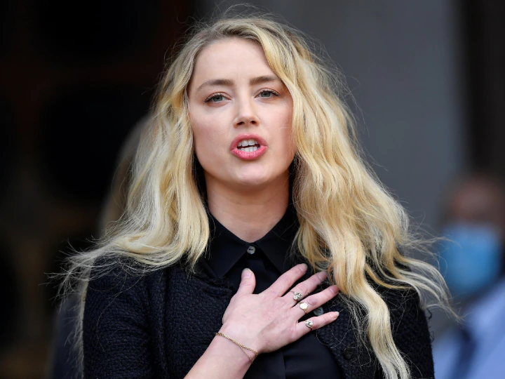 The Biphobic Witch-Hunt Of Amber Heard￼